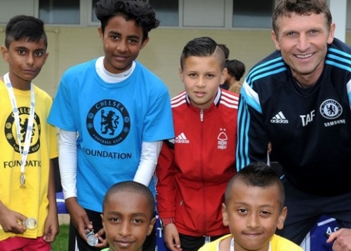 COERVER® COACHING PERFORMANCE ACADEMY PLAYER RECEIVES AWARD FROM CHELSEA FC