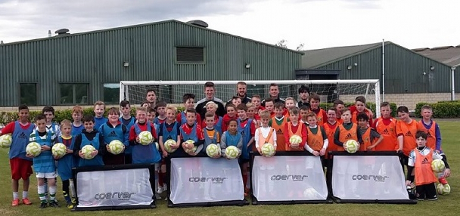 100+ young players attend Coerver® Coaching &amp; Hibernian FC Play Like the Stars