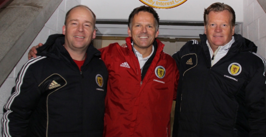 COERVER DIRECTOR WORKING WITH THE SCOTLAND NATIONAL TEAM